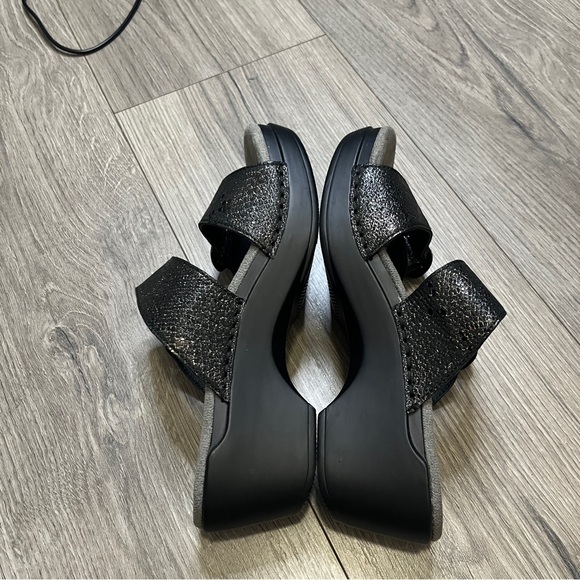 DANSKO Sophie Black Leather Embossed Strap Slide Sandal Size EU 36 US 5 - Picture 8 of 10